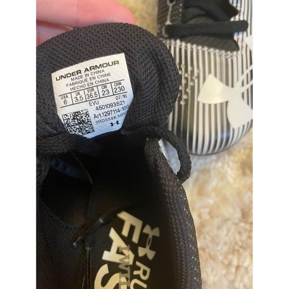 Under Armour Kick Sprint Spikes Track Mens 6 Womans 7.5 - Picture 7 of 10